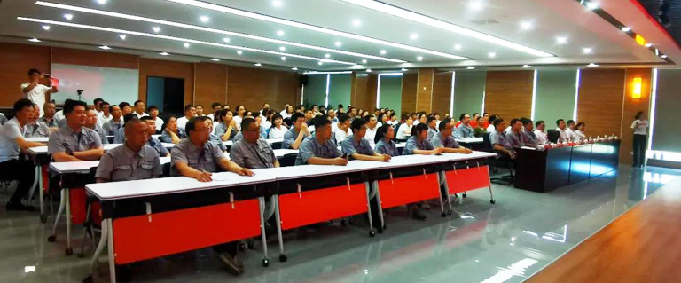 百年禮贊頌黨旗，同心起航唱紅歌